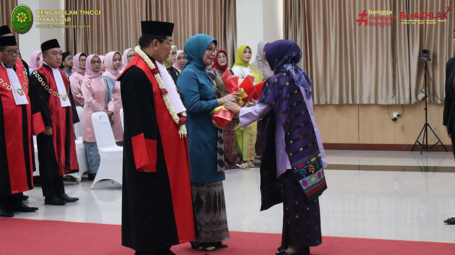 wisuda purna kpt 15 10 25 0h