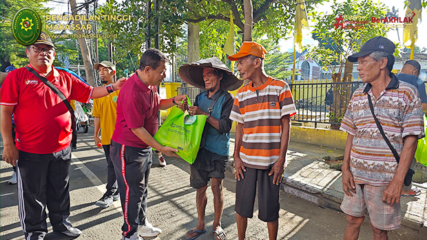 jalan sehat hut ikahi 72 0g